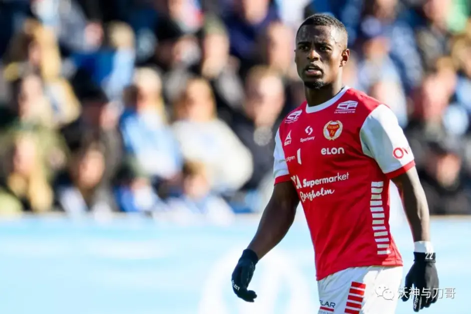 阿贾克斯意外输球，赛季前景堪忧！(阿贾克斯赢了吗)