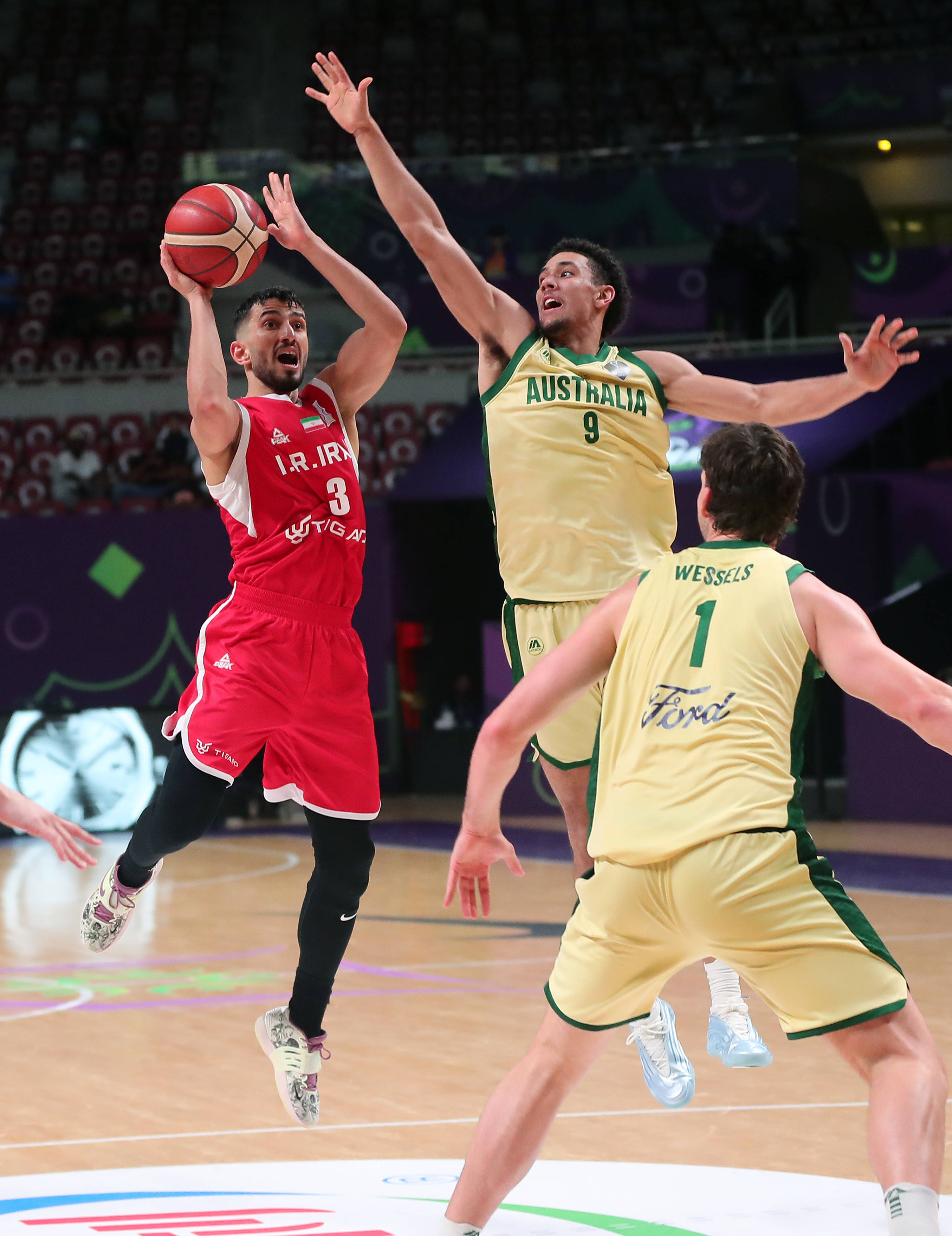 包含亚洲球队在国际赛事中绽放个性！的词条