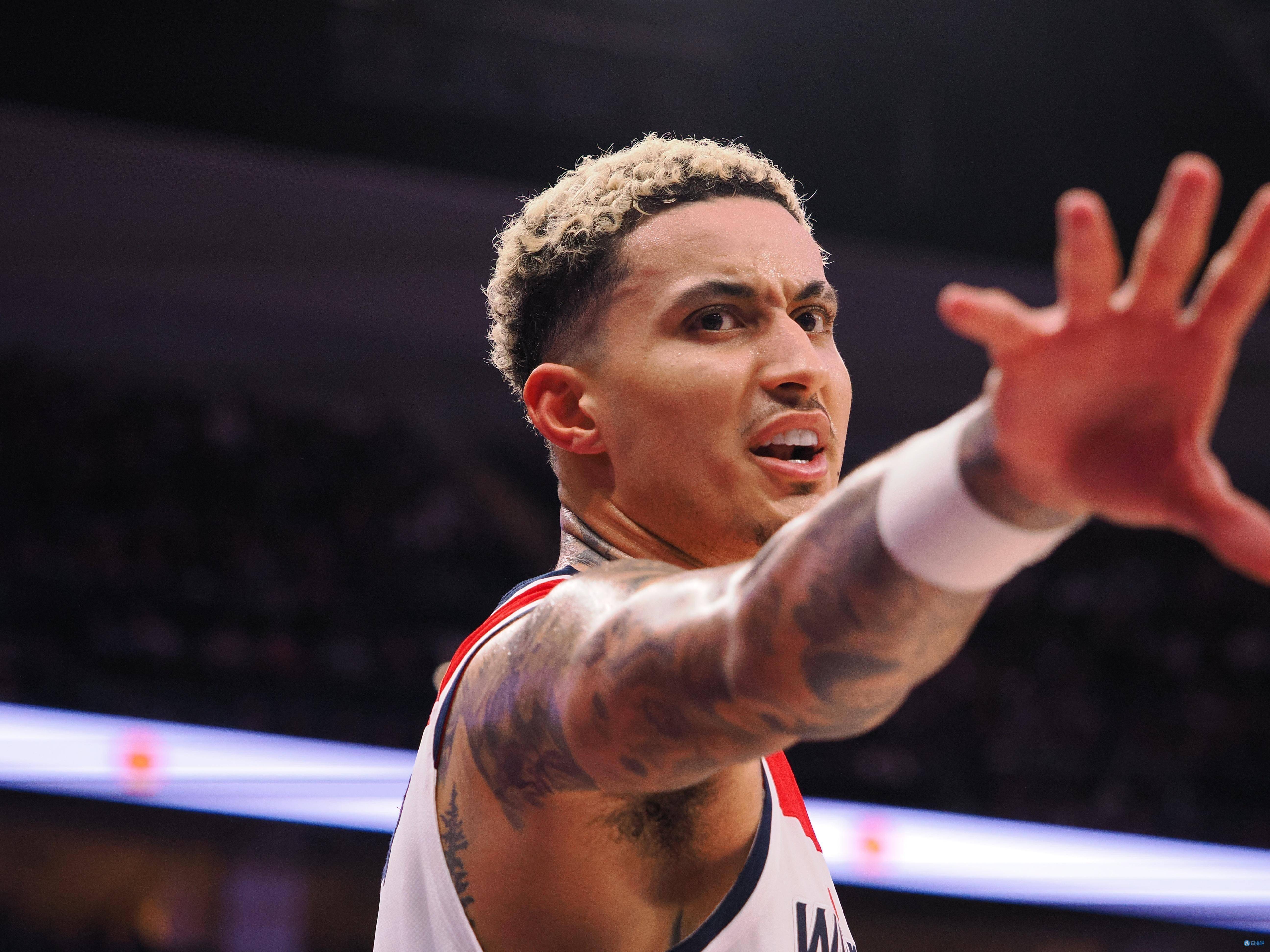 奇才前锋连兼职打破封盖步步逼近领先的简单介绍